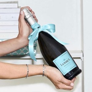 Alcohol delivery cash payment an emerging convenience