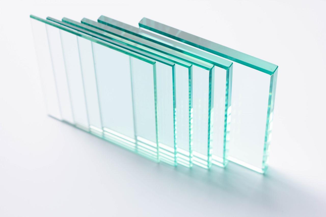 Understanding the Physical Properties of Glass. - Two Way Mirrors