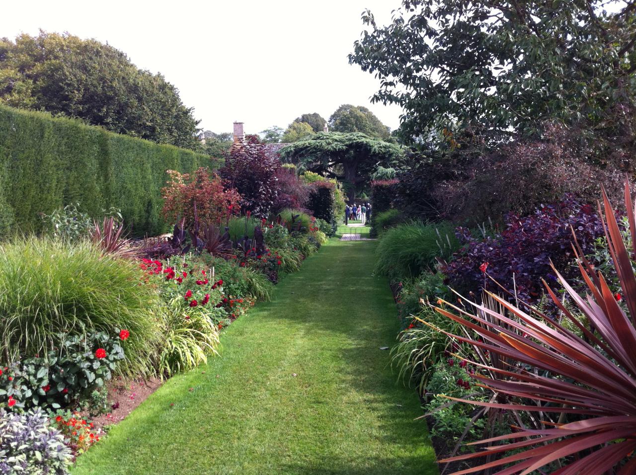 Hidcote Manor Gardens - Sisley Garden Tours